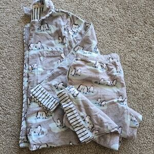 munki munki Womans Pajama Set with Penguin Design